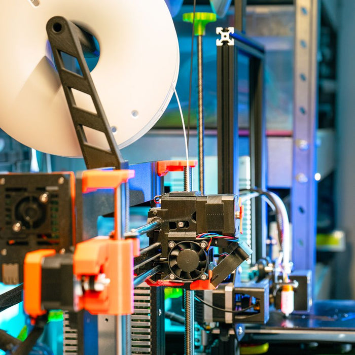 Filamentrol boven een werkende 3D printer